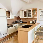 Apartamento Hafenromantik - Wohnen Mit Charme Im Herzen Von Neustadt Mit Blick Auf Binnenwasser *