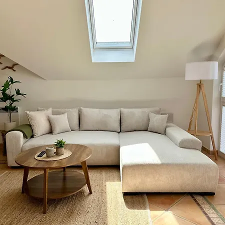 Apartment Hafenromantik - Wohnen Mit Charme Im Herzen Von Neustadt Mit Blick Auf Binnenwasser *