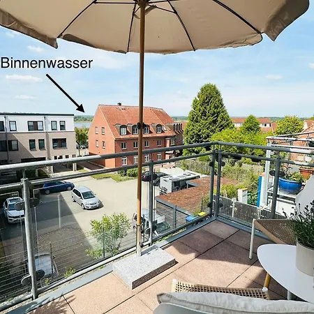 Hafenromantik - Wohnen Mit Charme Im Herzen Von Neustadt Mit Blick Auf Binnenwasser Apartmán