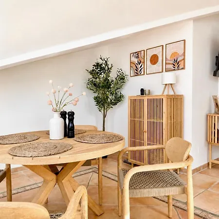 Hafenromantik - Wohnen Mit Charme Im Herzen Von Neustadt Mit Blick Auf Binnenwasser Apartament
